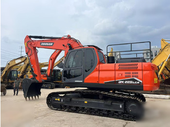 Гусеничний екскаватор DOOSAN DX225LC