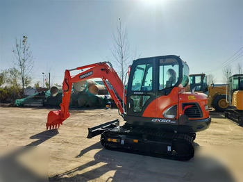 Гусеничний екскаватор DOOSAN DX60-9C