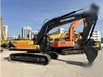 Гусеничний екскаватор HYUNDAI