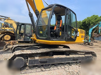 Гусеничний екскаватор JCB JS220 LC: фото 4