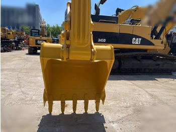Гусеничний екскаватор KOMATSU PC200-8: фото 5