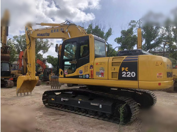 Гусеничний екскаватор KOMATSU PC220-8