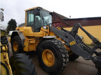 Колісний навантажувач VOLVO L60F