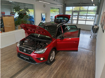 Позашляховик Seat Arona 1,5TSI FR*AHK*NAVI*ACC*LED*BEATS*R-KAM*DAB: фото 2