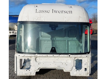 : фото в шапці сторінки