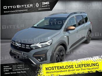 Легковий автомобіль DACIA