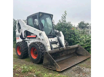 Міні-навантажувач BOBCAT S300
