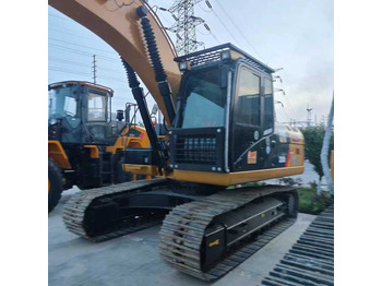 Гусеничний екскаватор CATERPILLAR 320D2