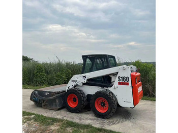 Міні-навантажувач BOBCAT S160