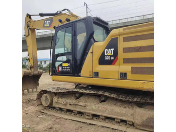 Гусеничний екскаватор CATERPILLAR 320GC