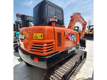 Гусеничний екскаватор DOOSAN DH55