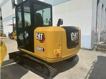Гусеничний екскаватор CATERPILLAR 306E2