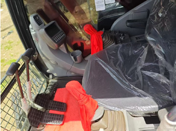 Гусеничний екскаватор Hitachi ZX240-3G: фото 3