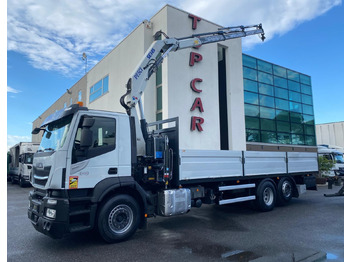 Бортова вантажівка/ Платформа IVECO