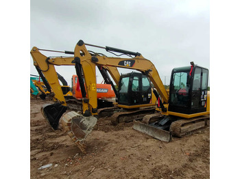 Гусеничний екскаватор CATERPILLAR