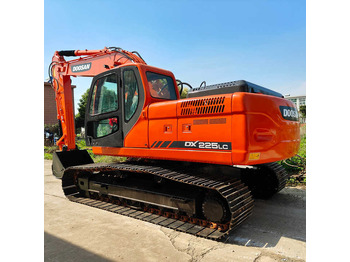 Гусеничний екскаватор DOOSAN