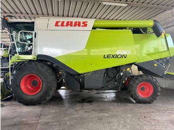 Зернозбиральний комбайн CLAAS Lexion 630