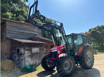 Трактор MASSEY FERGUSON 5710