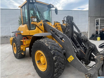 Колісний навантажувач VOLVO L70H