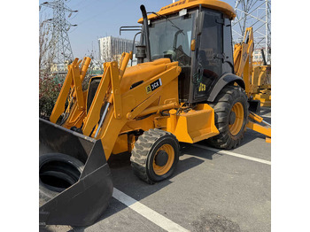 Екскаватор-навантажувач JCB 3CX
