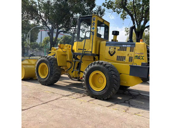 Колісний навантажувач KOMATSU WA320
