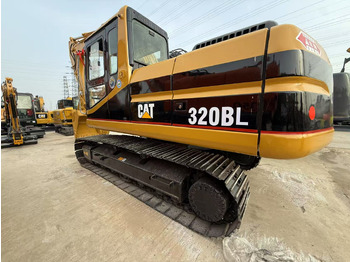 Гусеничний екскаватор CATERPILLAR 320BL