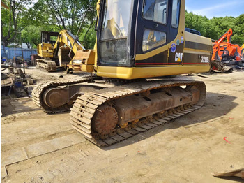 Гусеничний екскаватор CATERPILLAR 320BL: фото 4