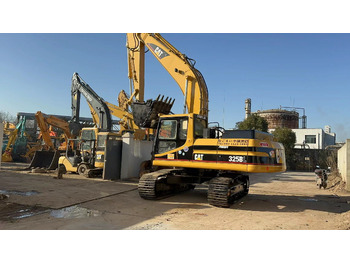 Гусеничний екскаватор CATERPILLAR 325BL