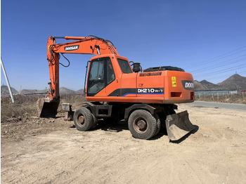 Колісний екскаватор DOOSAN DH210W-7