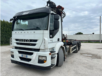 Гаковий мультиліфт вантажівка IVECO Stralis