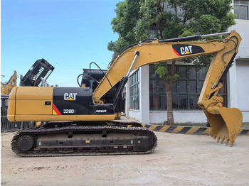 Гусеничний екскаватор CATERPILLAR 320D2