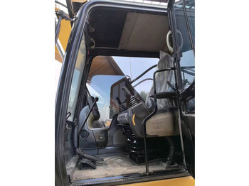 Гусеничний екскаватор Caterpillar 320D2: фото 5 Гусеничний екскаватор Caterpillar 320D2: фото 5