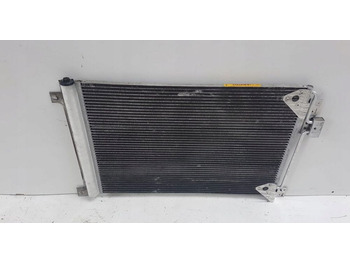 Радіатор кондиціонера IVECO Stralis