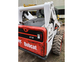 Міні-навантажувач BOBCAT S770