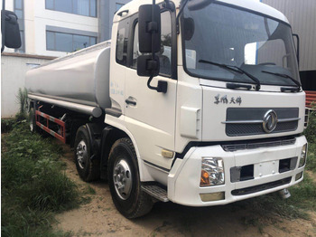 Вантажівка цистерна DONGFENG