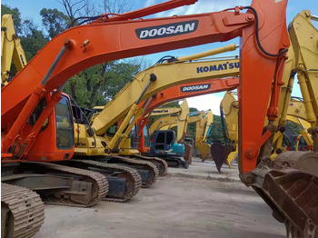 Гусеничний екскаватор DOOSAN DH300LC-7