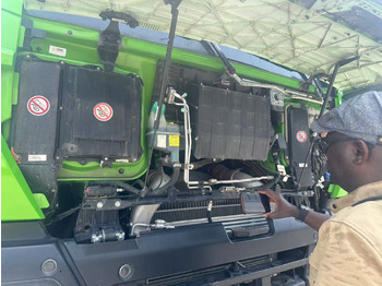 Самоскид вантажівка SINOTRUK Dump Truck 8x4 Click for Discount: фото 4 Самоскид вантажівка SINOTRUK Dump Truck 8x4 Click for Discount: фото 4