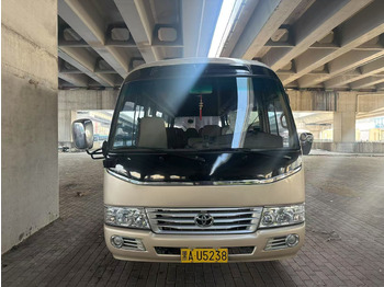 Мікроавтобус TOYOTA