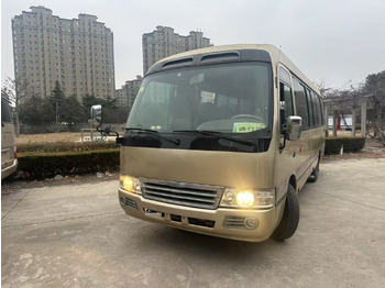 Мікроавтобус TOYOTA