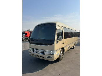 Туристичний автобус TOYOTA