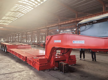 Новий Напівпричіп Для транспортування важкої техніки TITAN 4 Axle 100 Ton Lowboy Trailer for Sale in Zambia: фото 2