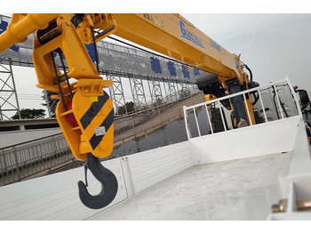 Новий Вантажівка з маніпулятором XCMG Truck Mounted Crane for Sale in Algeria: фото 4 Новий Вантажівка з маніпулятором XCMG Truck Mounted Crane for Sale in Algeria: фото 4