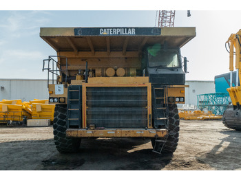 Кар'єрний самоскид CATERPILLAR 777