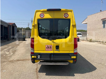 Шкільний автобус Iveco Daily: фото 5 Шкільний автобус Iveco Daily: фото 5