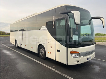 Туристичний автобус SETRA