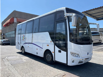 Туристичний автобус TEMSA