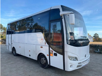 Туристичний автобус TEMSA