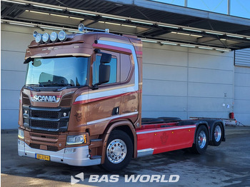 Вантажівка SCANIA R 730