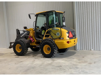 Колісний навантажувач VOLVO L25