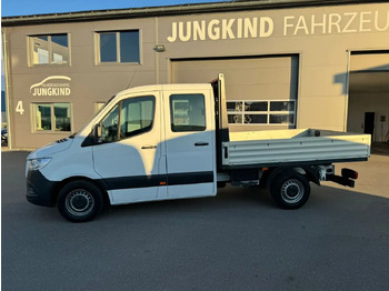 Легка бортова вантажівка MERCEDES-BENZ Sprinter 317